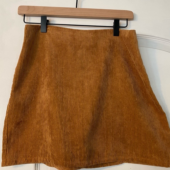 Lulu’s brown corduroy mini skirt (EUC) - Picture 2 of 4